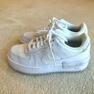 Like New- Nike Air Force 1 Shoes. Size 8